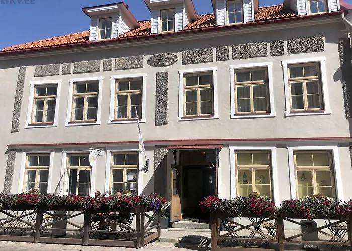 Old Town Apartment, Uus 28